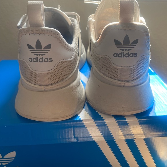 Addias - Picture 2 of 4